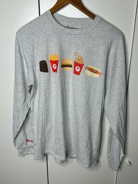 Portillo’s Men’s Medium Gray Long Sleeve Shirt Hot Dog Fries Burger Chicago